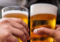 Pub Socials - Pexels Tembela Bohle 1089930